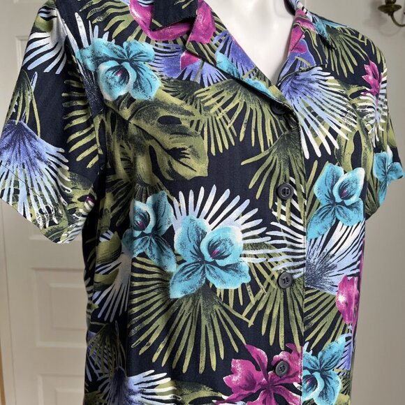 90s Rayon Hawaiian shirt - Picture 2 of 5